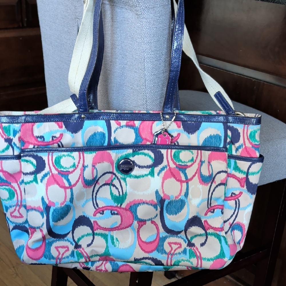 Coach Signature Print Diaper Bag - Multi Pink & Blue